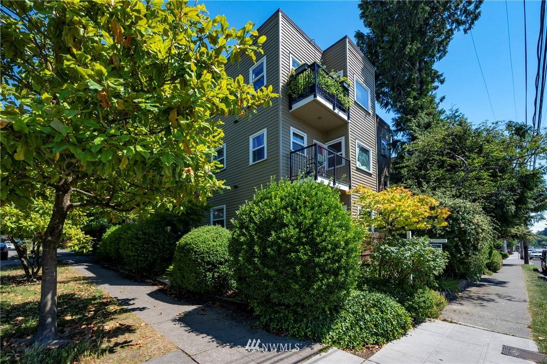 4530 Meridian AVE N #S10, Seattle, WA 98103