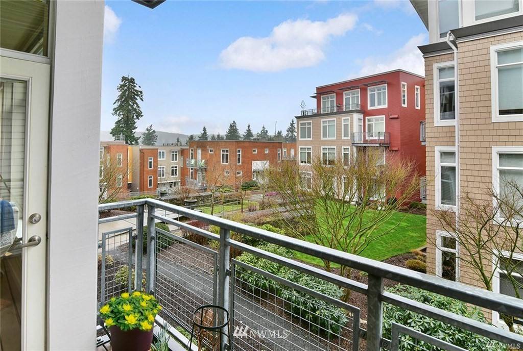 190 Harbor Square LOOP NE #C228, Bainbridge Island, WA 98110