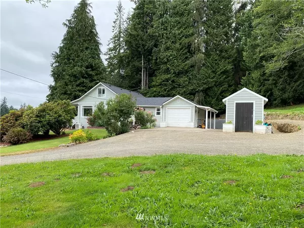 848 W State Route 4, Cathlamet, WA 98612