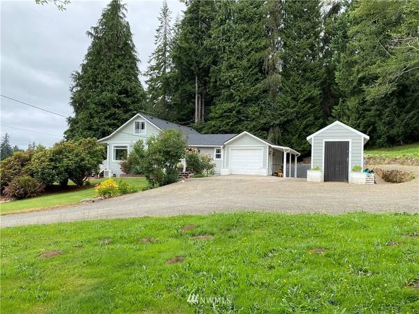 848 W State Route 4, Cathlamet, WA 98612