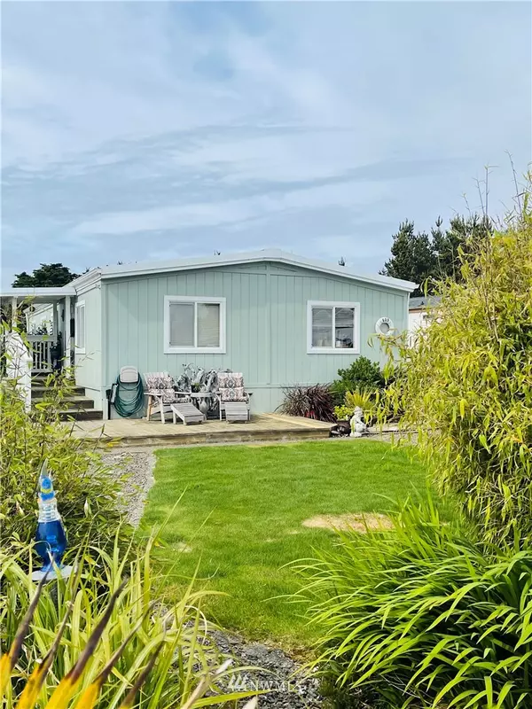 809 Oysterville RD,  Oysterville,  WA 98640