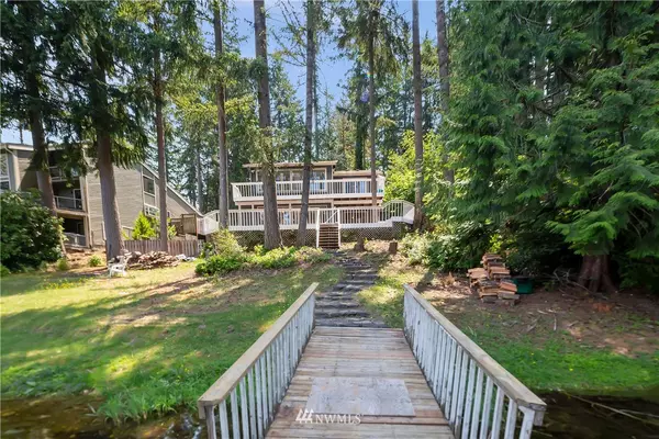 10906 Minterwood DR NW, Gig Harbor, WA 98329