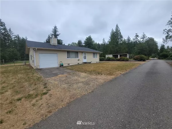 Allyn, WA 98524,90 E Country LN