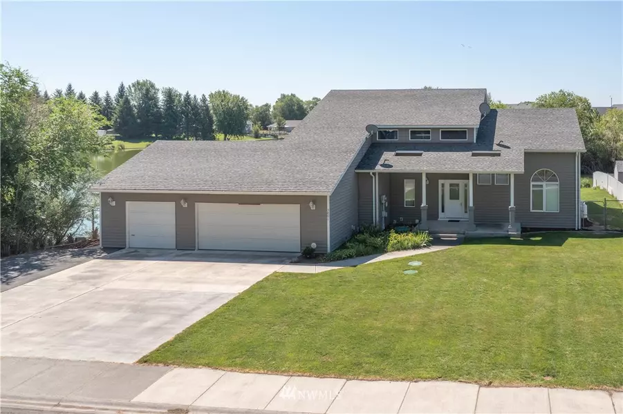 3801 W Sage RD, Moses Lake, WA 98837