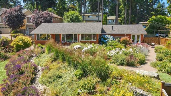 22428 80th AVE W, Edmonds, WA 98026