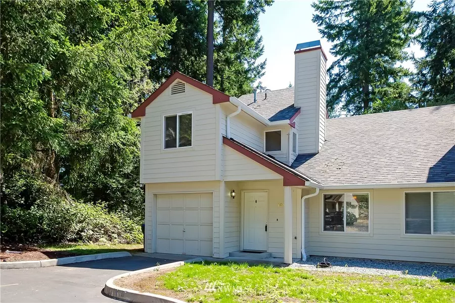 1330 Slate LN NW #101, Silverdale, WA 98383