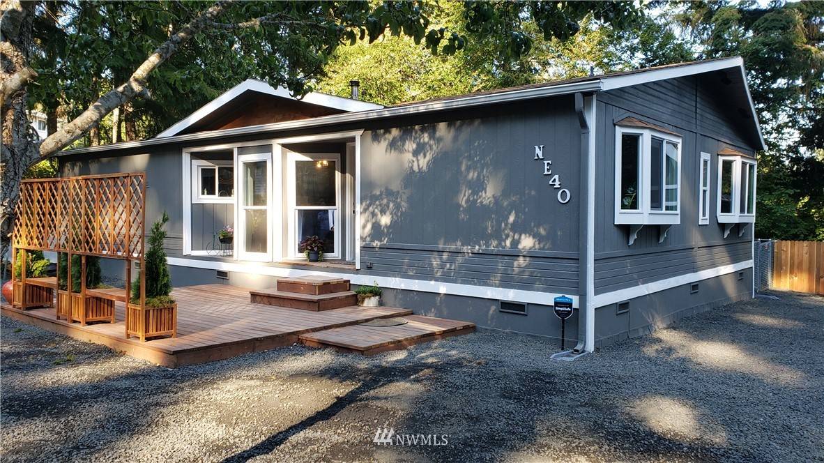 40 NE Captain Kidd CT, Belfair, WA 98528
