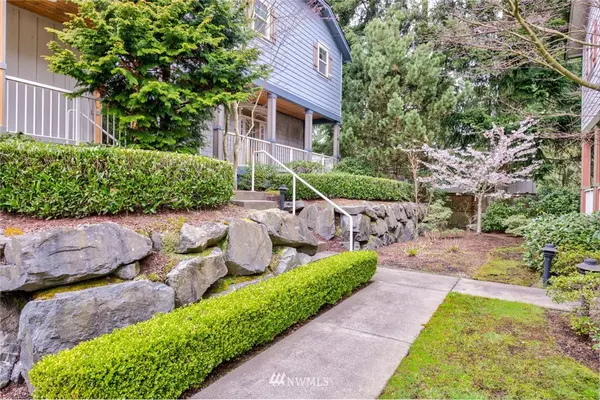 6725 198th PL SW, Lynnwood, WA 98036