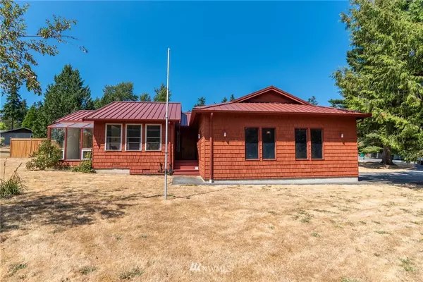 60 Kulshan CIR, La Conner, WA 98257