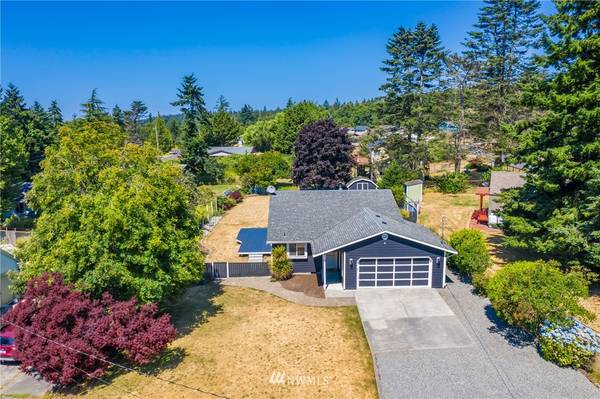 1156 Dewey DR, Coupeville, WA 98239