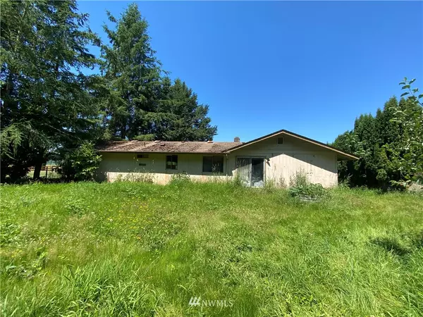 Custer, WA 98240,2441 Loomis Trail RD