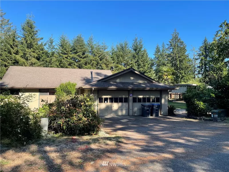 21 E Maple DR, Shelton, WA 98584