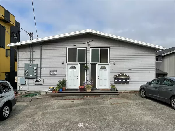 2237 14th AVE W, Seattle, WA 98119