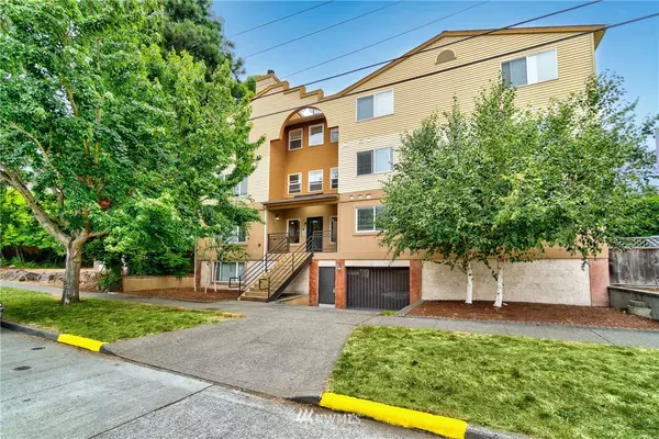 Seattle, WA 98103,1154 N 92nd ST #11