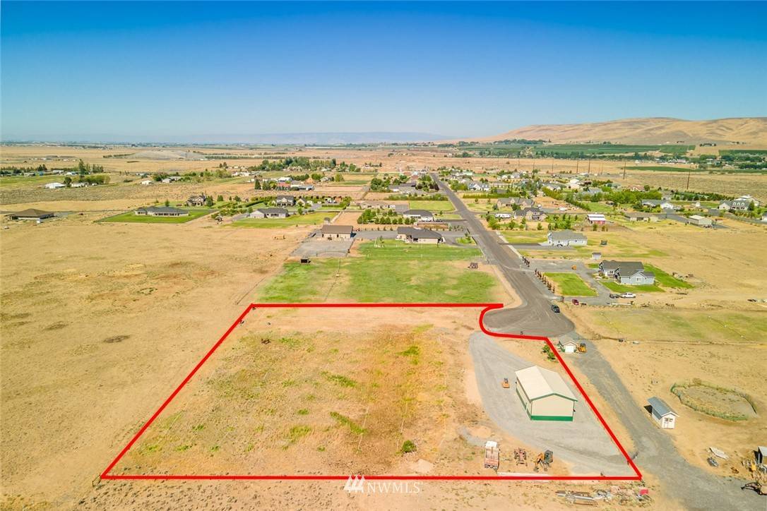 2377 12.8 RD NW, Ephrata, WA 98823