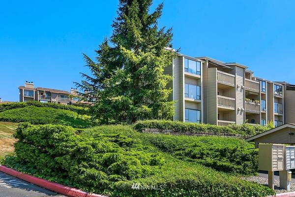 1305 S Puget DR #B18, Renton, WA 98055