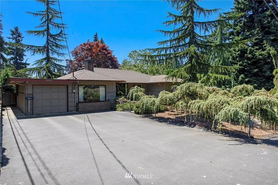 2121 SW 169th ST, Burien, WA 98166