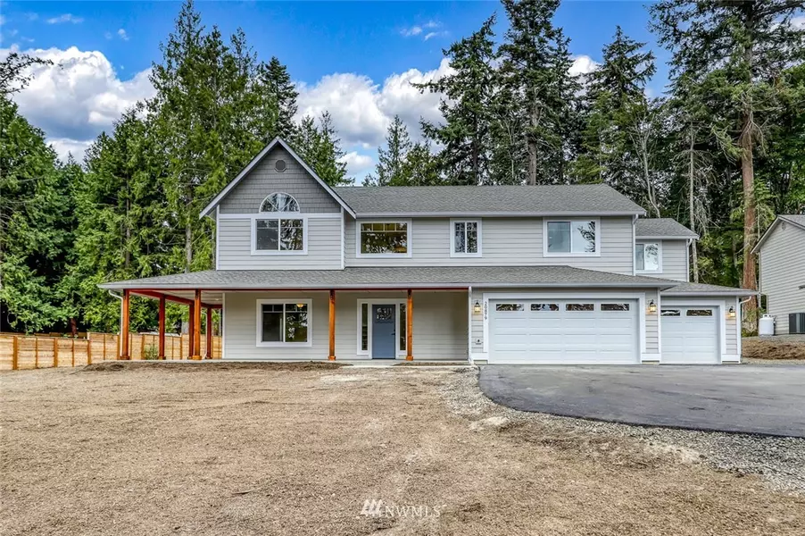 20879 President Point RD NE, Kingston, WA 98346