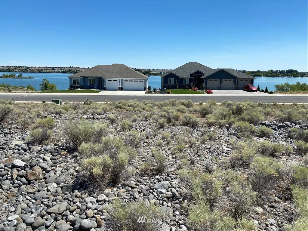 Moses Lake, WA 98837,4108 Edwards DR