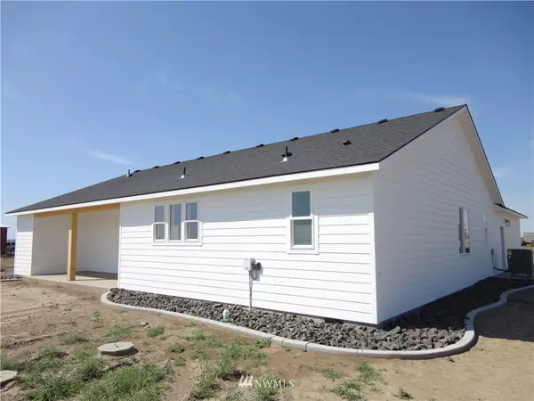 Moses Lake, WA 98837,4125 Road 7.4 NE