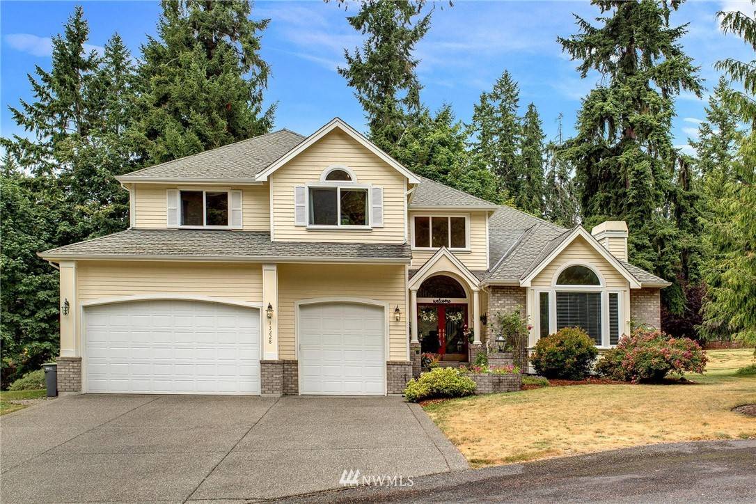 13228 218th AVE NE, Woodinville, WA 98077