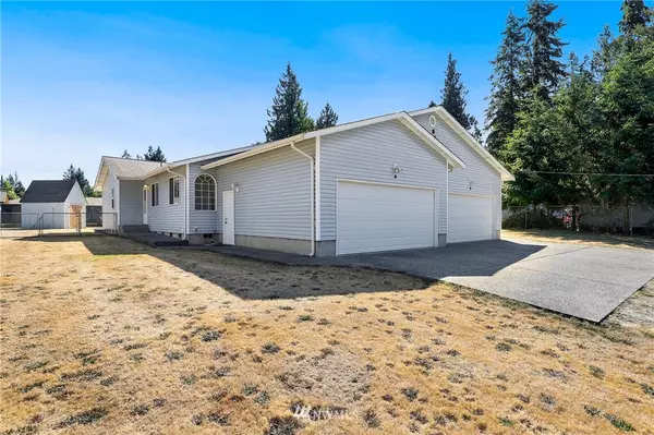 31725 78th DR NW #A & B, Stanwood, WA 98292