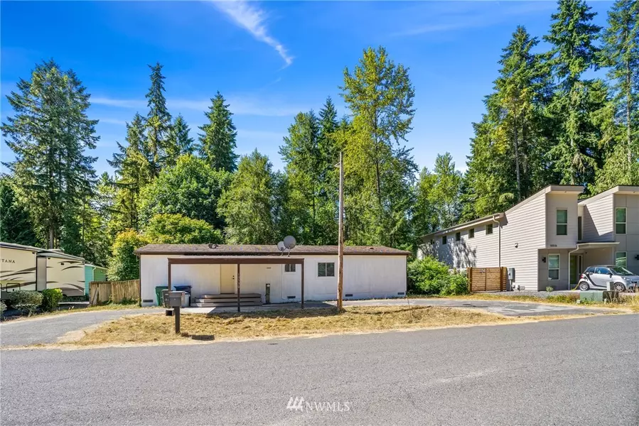 10530 231st PL SE, Woodinville, WA 98077