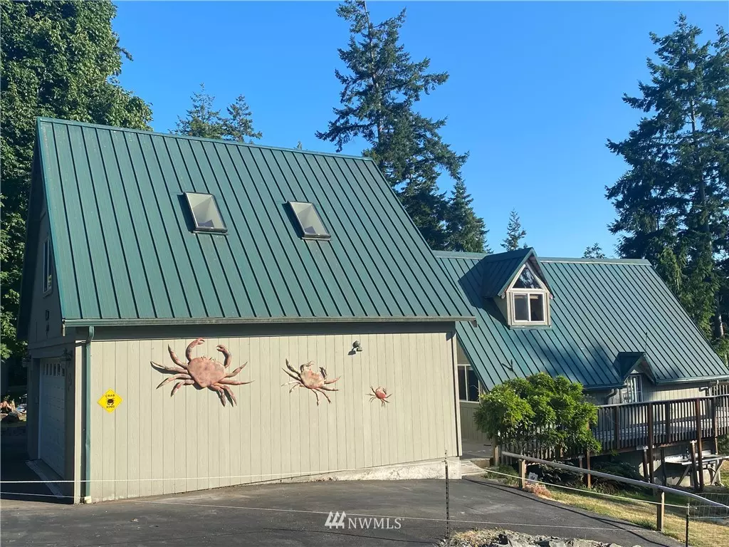 Camano Island, WA 98282,1819 Lake DR