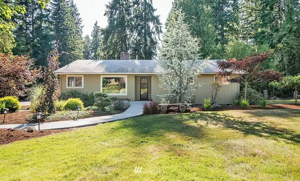 103 Studebaker RD, Castle Rock, WA 98611
