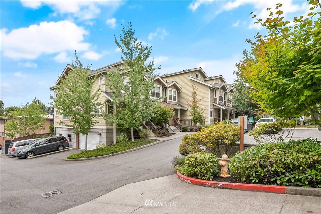 7322 Rainier AVE S #105, Seattle, WA 98118