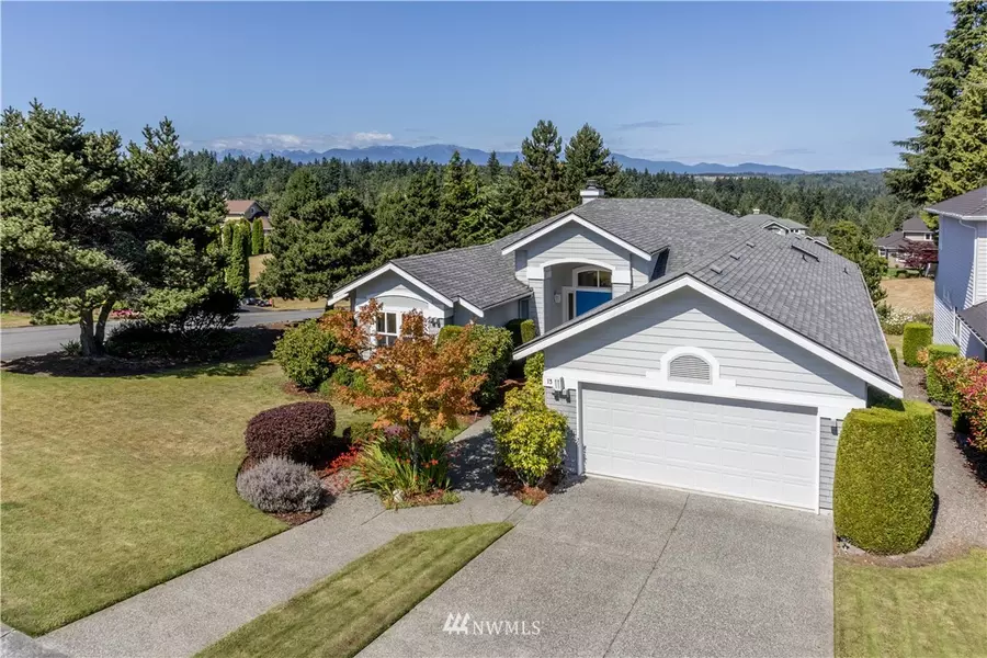 13 Sea Vista PL, Port Ludlow, WA 98365