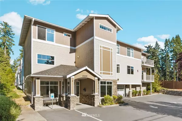 20028 15th AVE NE #109, Shoreline, WA 98155