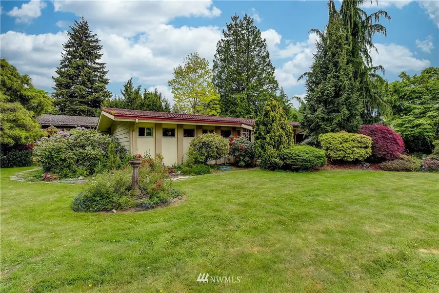 17844 86th AVE NE, Bothell, WA 98011