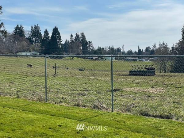 27 Greenwood RD, Cathlamet, WA 98612