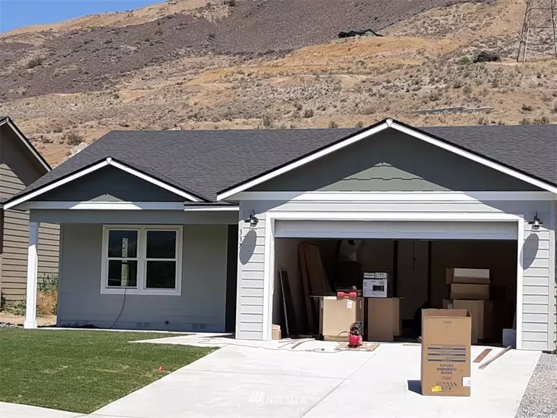 351 Hammond LN, Rock Island, WA 98850