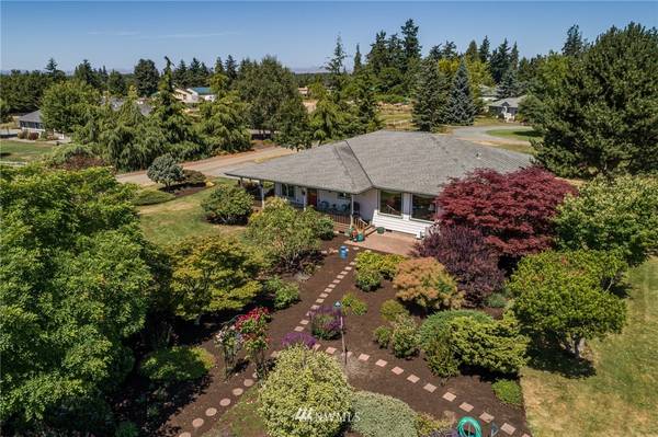 123 Windmill LN, Sequim, WA 98382