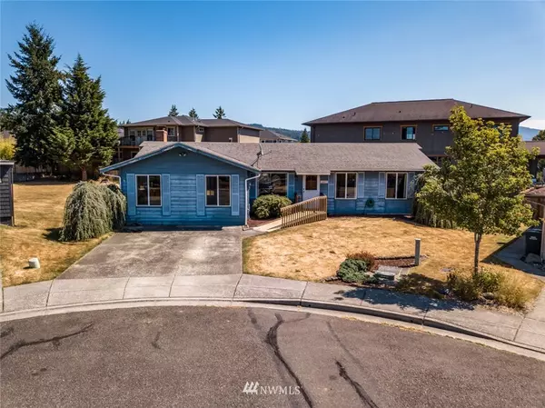 3427 Crestline PL, Bellingham, WA 98226