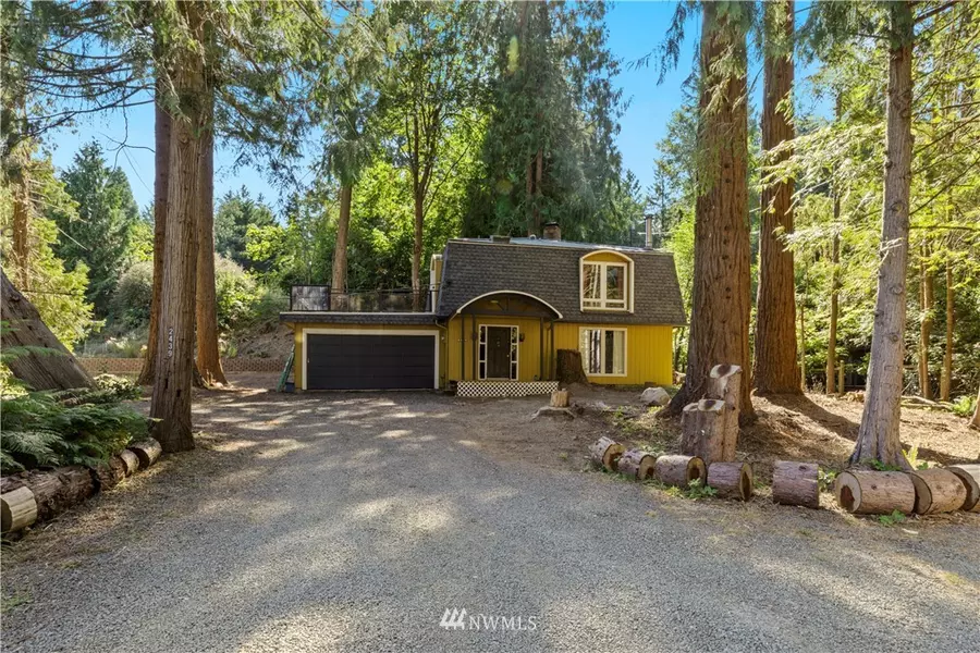2439 Crestline DR NW, Olympia, WA 98502