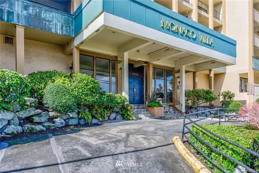 2929 76th AVE SE #209, Mercer Island, WA 98040