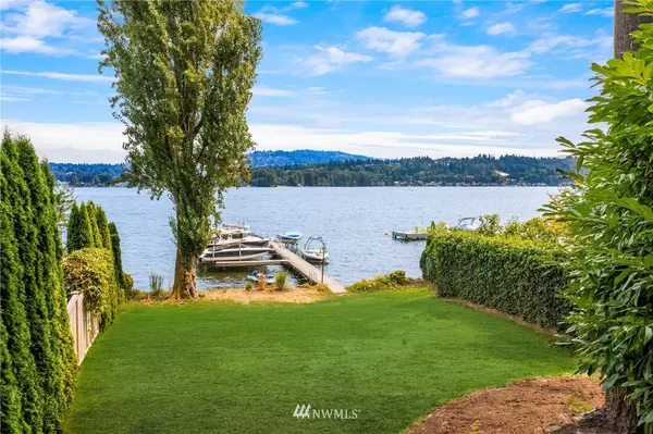 Mercer Island, WA 98040,9725 SE 43rd ST