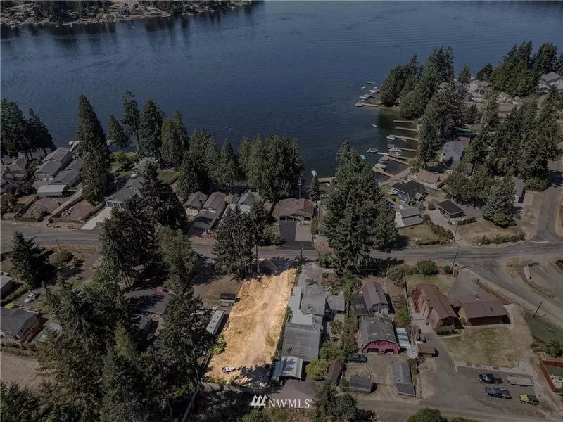 180 E Mason Lake DR E, Grapeview, WA 98546