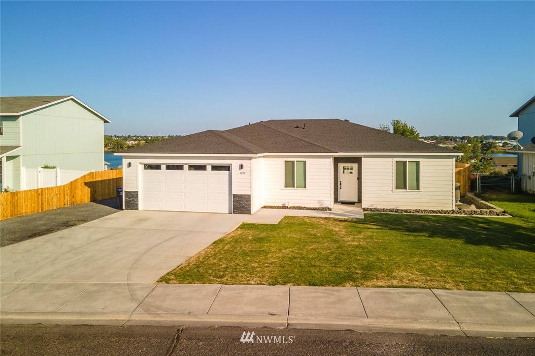 Moses Lake, WA 98837,1017 W Windrose DR