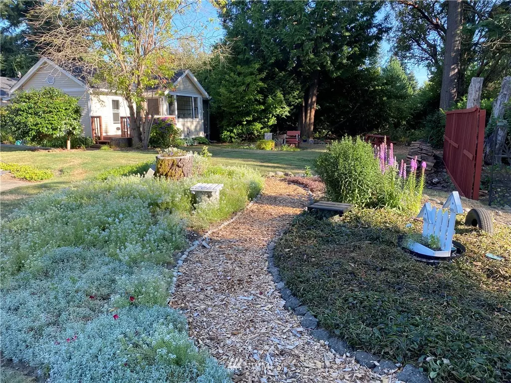 Burien, WA 98166,2007 SW 162nd ST