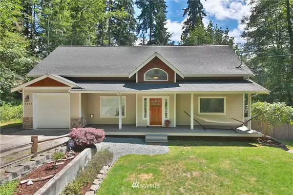 4353 Walden LOOP, Greenbank, WA 98253