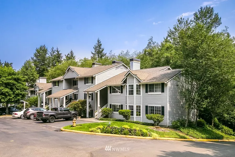 23313 Cedar WAY #N-202, Mountlake Terrace, WA 98043