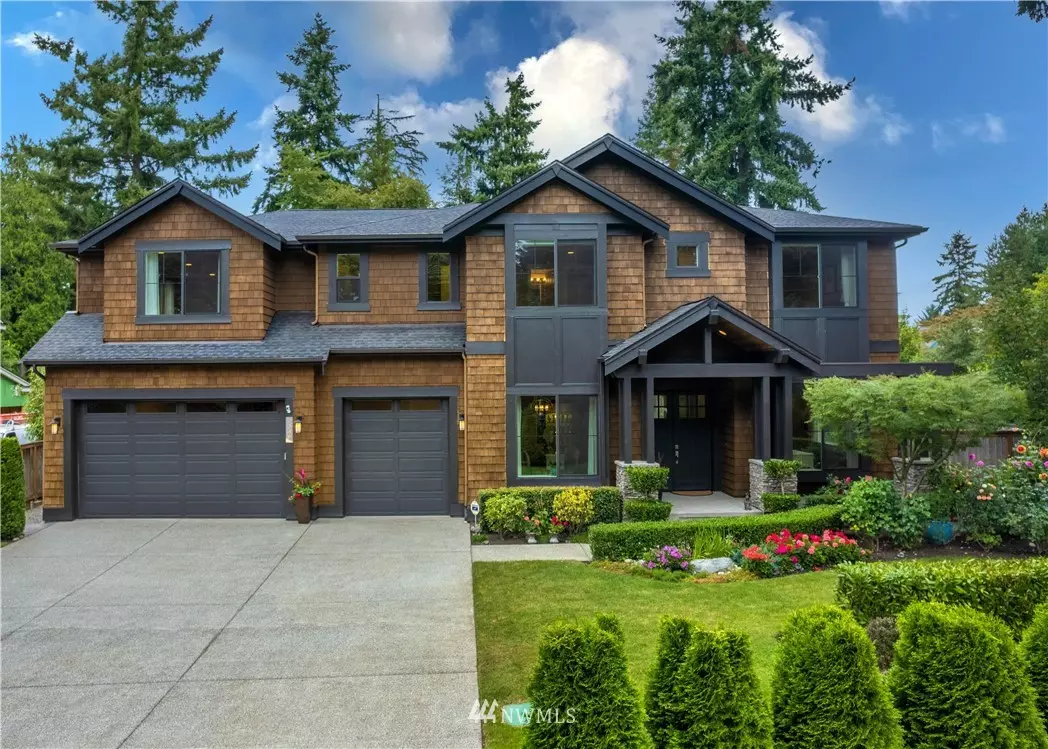 Mercer Island, WA 98040,7246 SE 32nd ST