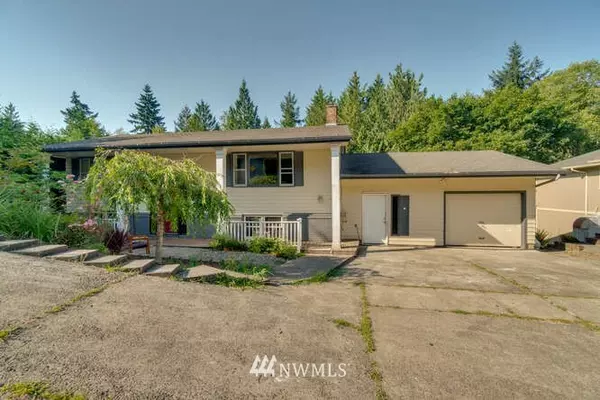 3141 Ammons DR, Longview, WA 98674