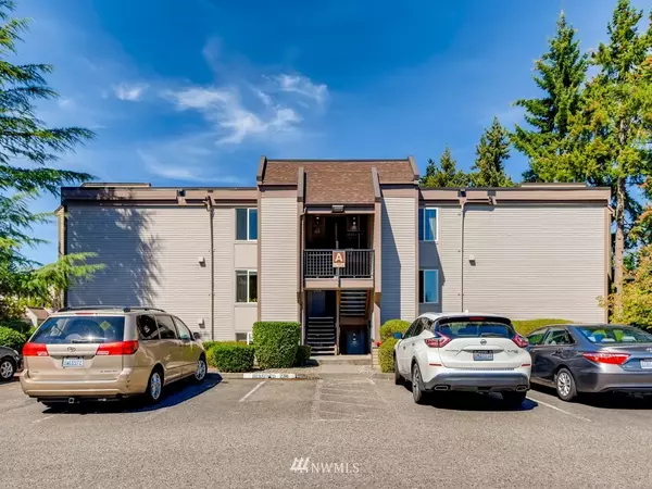 14650 NE 32nd ST #A 20, Bellevue, WA 98007