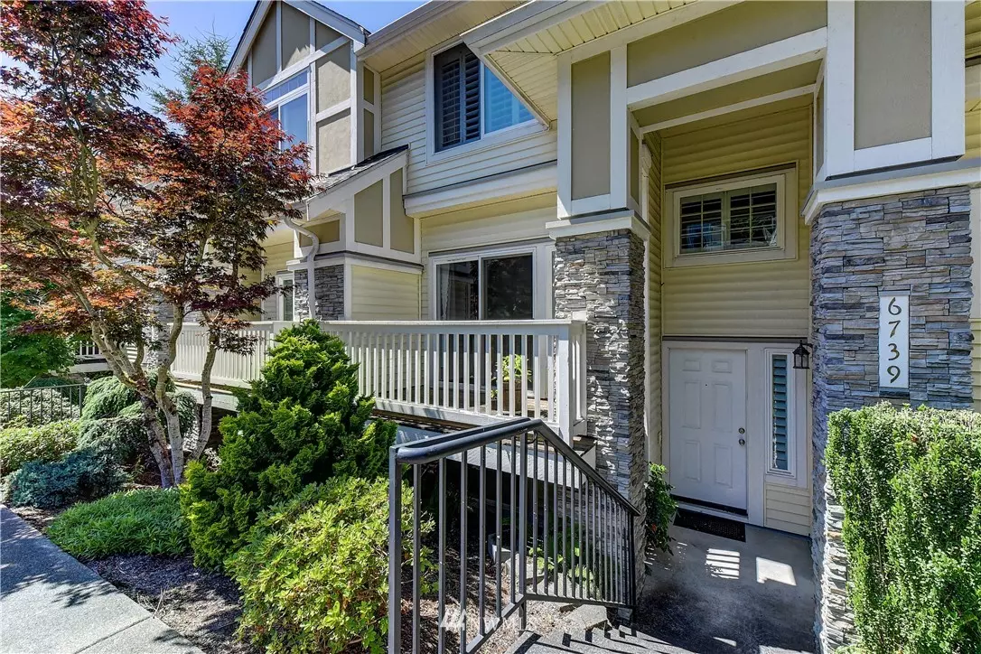 Bellevue, WA 98006,6739 SE Cougar Mountain WAY