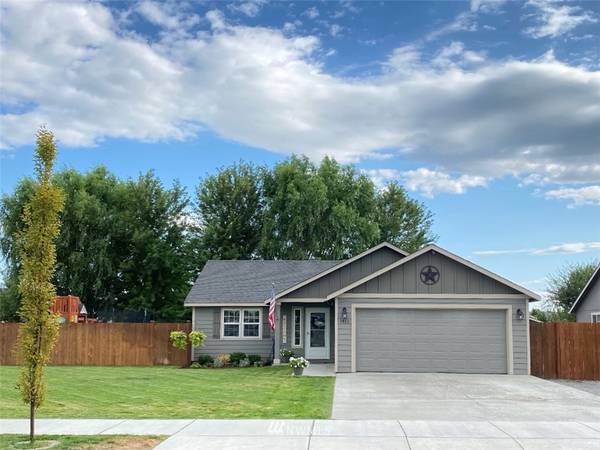 1413 Megan DR, Moses Lake, WA 98837